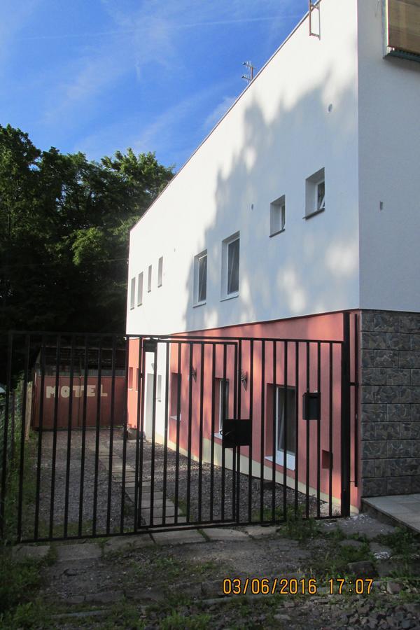 Motel Sofer Volkovce Εξωτερικό φωτογραφία